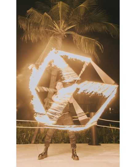 Thuê múa lửa – Dịch vụ xiếc múa lửa chuyên nghiệp cho sự kiện, khai trương, lễ hội | SinhNhat5Sao.com