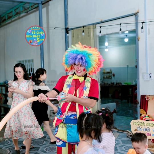 Thuê Chú Hề Sinh Nhật Tân Bình – Hoạt Náo Vui Nhộn, Ảo Thuật Độc Đáo