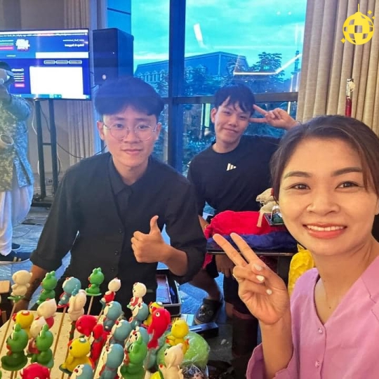 Thuê nghệ nhân làm tò he